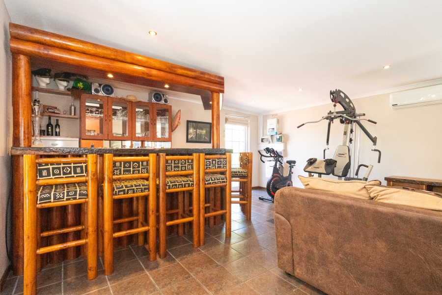 3 Bedroom Property for Sale in Flamingo Vlei Western Cape